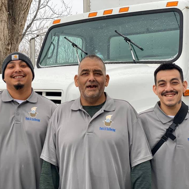 group-photo-residential-moving-service-kennewick-wa
